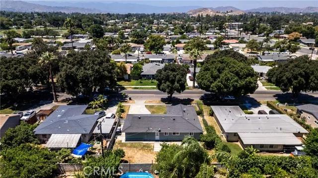 4151 Overland Street, Riverside Ca 92503 | Detached 21