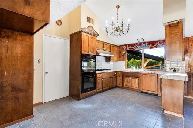 9256 Elben Avenue, Sun Valley Ca 91352 | Detached 12