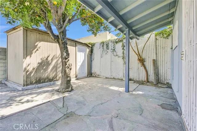 518 E 89th Street, Los Angeles Ca 90003 | Detached 32