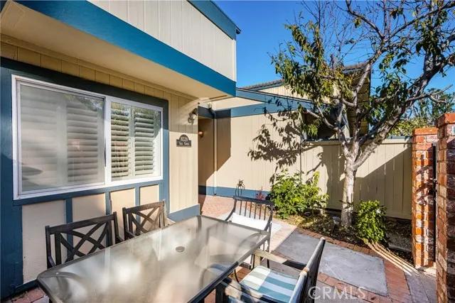 16539 Sell Circle # 11, Huntington Beach Ca 92649 | Townhouse 17