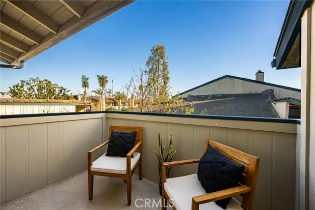 16539 Sell Circle # 11, Huntington Beach Ca 92649 | Townhouse 54