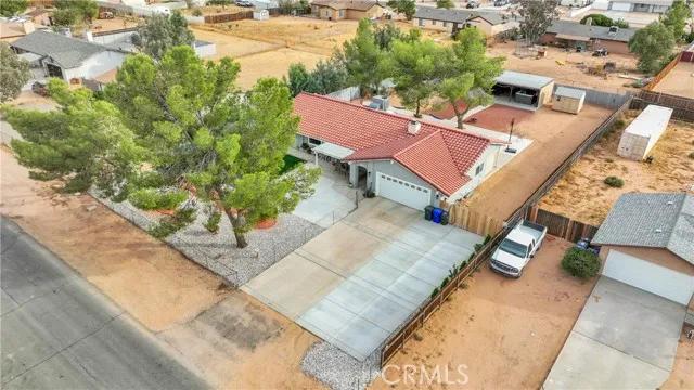 22257 Lone Eagle Road, Apple Valley Ca 92308 | Detached 31