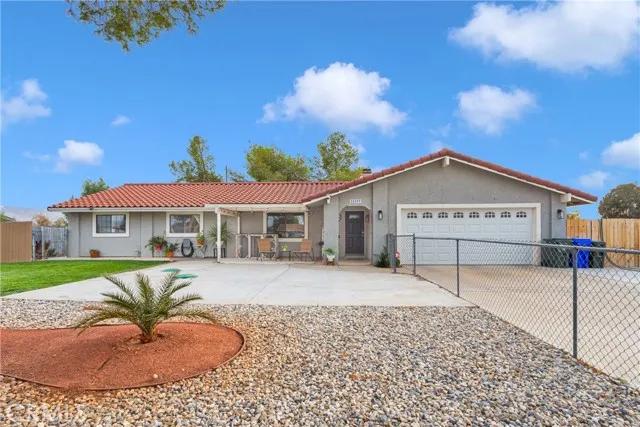 22257 Lone Eagle Road, Apple Valley Ca 92308 | Detached 1