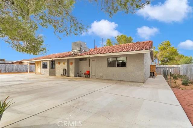 22257 Lone Eagle Road, Apple Valley Ca 92308 | Detached 22