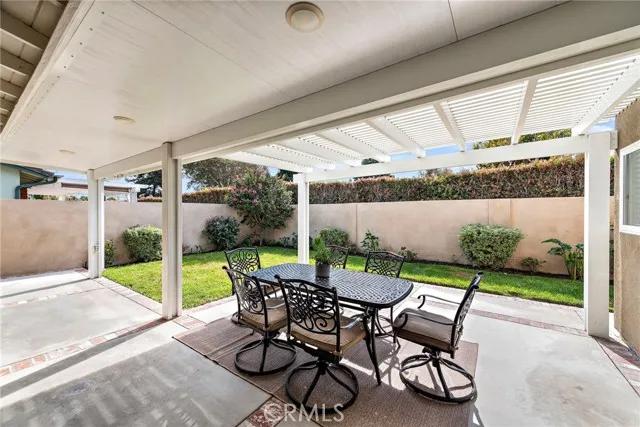 6202 Kimberly Drive, Huntington Beach Ca 92647 | Detached 17