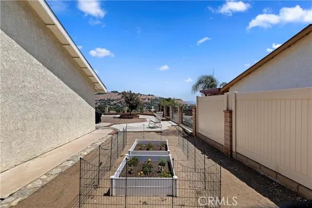 7860 Virtue Vista Drive, Riverside Ca 92509 | Detached 46