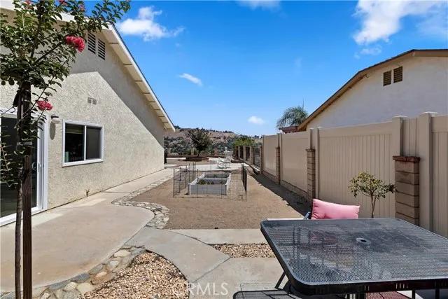 7860 Virtue Vista Drive, Riverside Ca 92509 | Detached 45