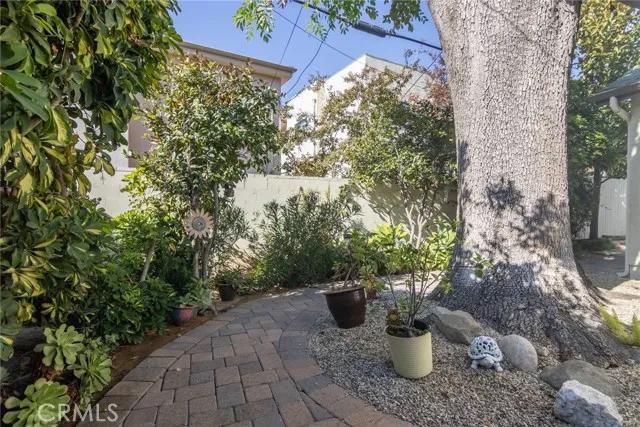 1131 N Jackson Street, Glendale Ca 91207 | Detached 21