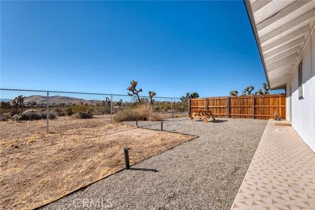 4591 Avalon Avenue, Yucca Valley Ca 92284 | Detached 44