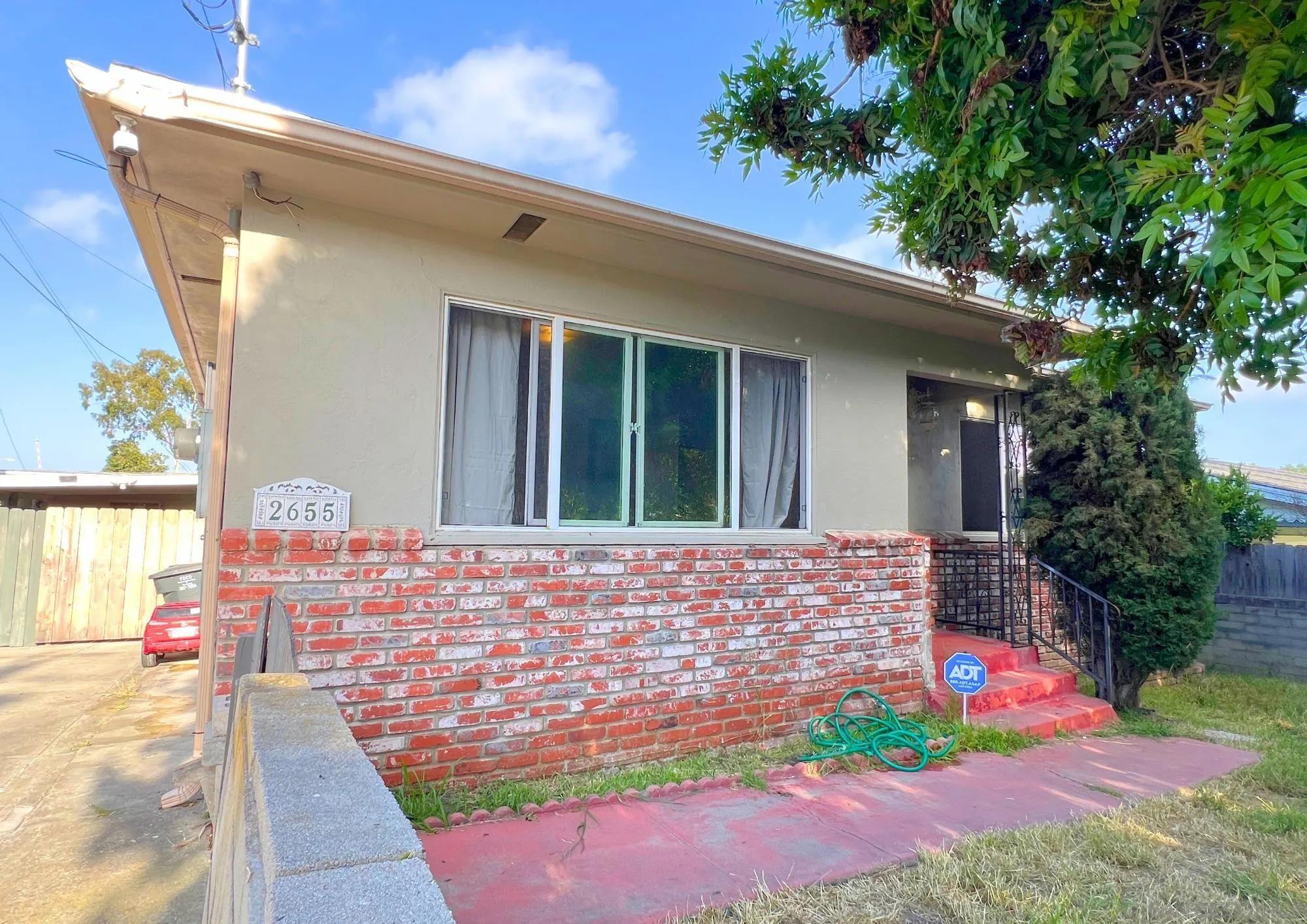 2655 Grange St, Lemon Grove Ca 91945 | Detached 3