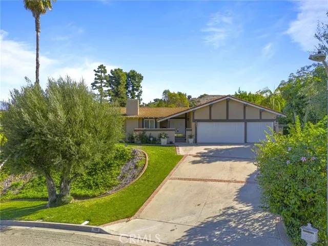 1522 S Fairway Knolls Road, West Covina Ca 91791 | Detached 1