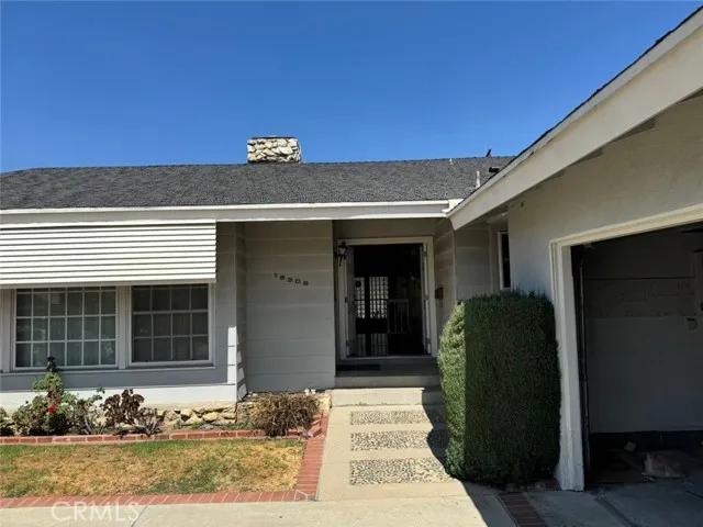 15909 Vincennes Street, North Hills Ca 91343 | Detached 30