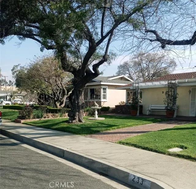 233 Roosevelt Avenue, Pomona Ca 91767 | Detached 26