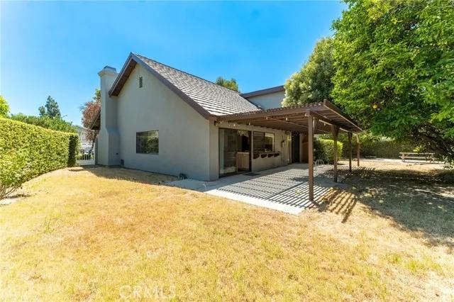 10041 Hanna Avenue, Chatsworth Ca 91311 | Detached 36