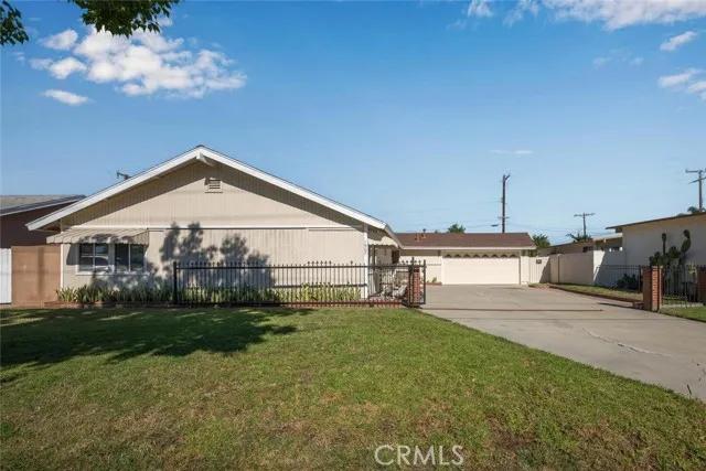 1907 W Orange, Anaheim Ca 92804 | Detached 0