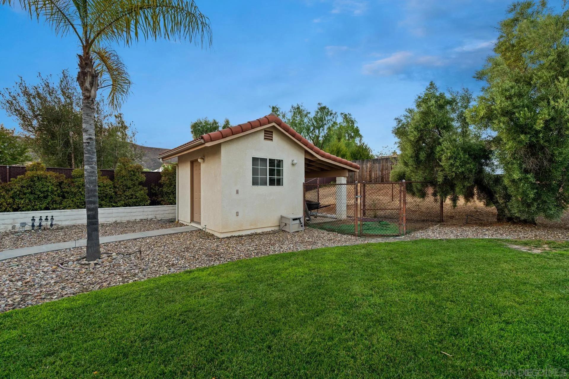 23532 Daylight Pl, Ramona Ca 92065 | Detached 2