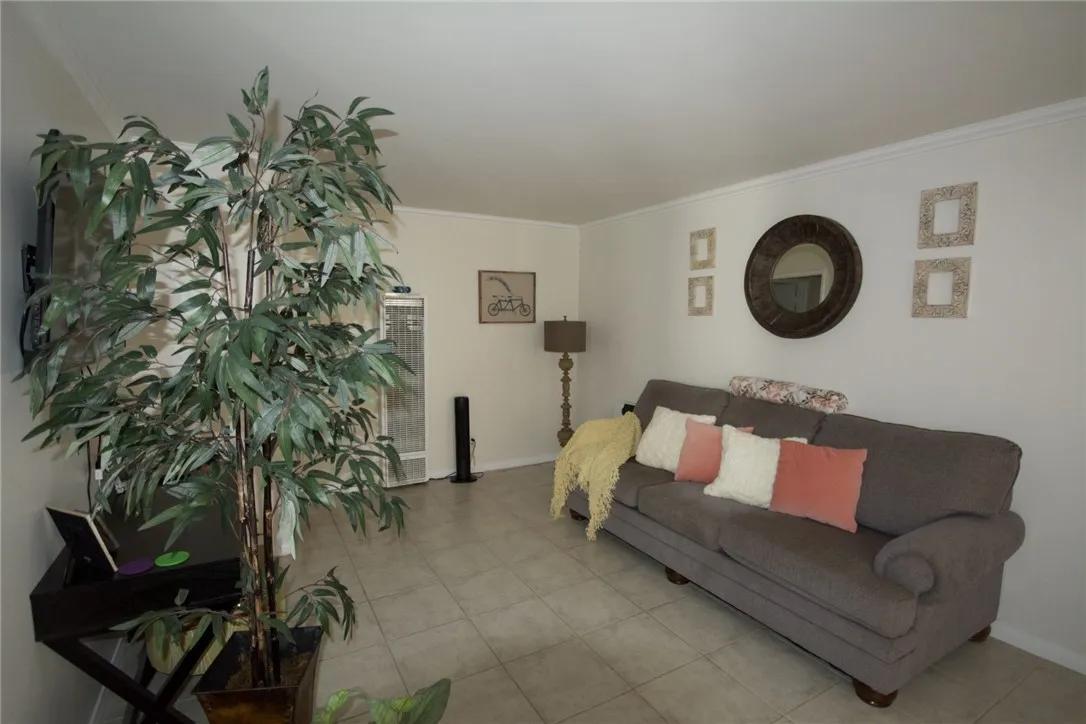 3027 E 3rd St, Long Beach Ca 90814 | Apartment 4