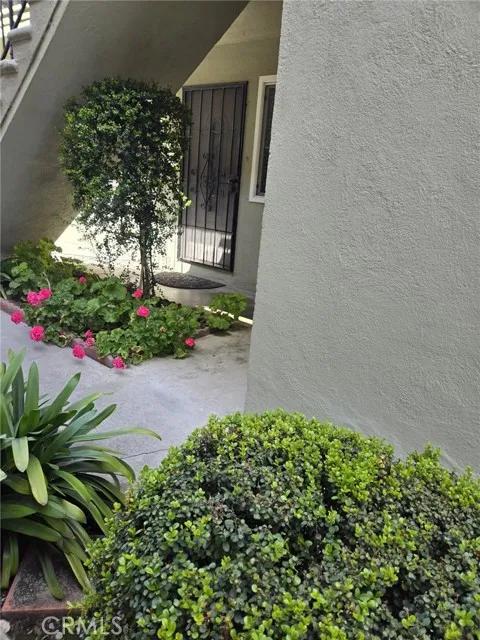 3027 E 3rd St, Long Beach Ca 90814 | Apartment 0