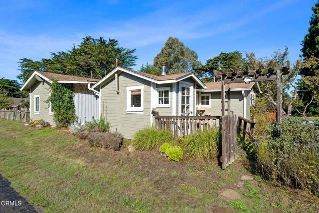 26801 Ca-1, Fort Bragg Ca 95437 | Detached 56