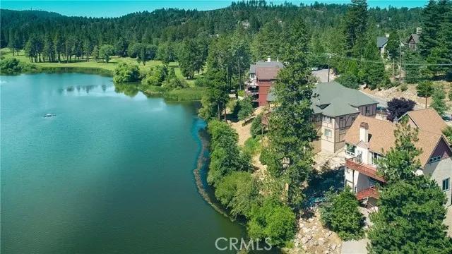 781 Brentwood Drive, Lake Arrowhead Ca 92352 | Detached 32