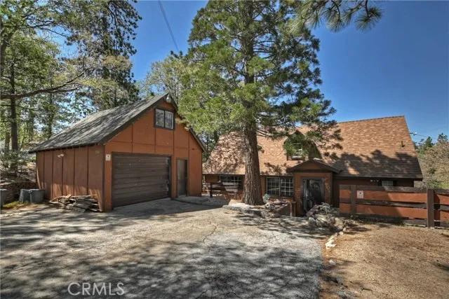 27618 Weirwood Drive, Lake Arrowhead Ca 92352 | Detached 46