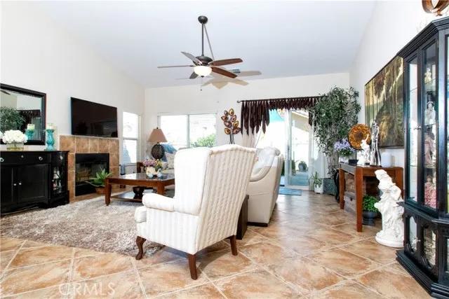 7380 Via Real Lane, Yucca Valley Ca 92284 | Detached 4