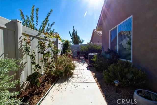 7380 Via Real Lane, Yucca Valley Ca 92284 | Detached 22