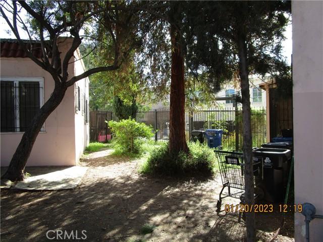 1802 N Western Avenue, Los Angeles CA 90027 | Multi Family 6