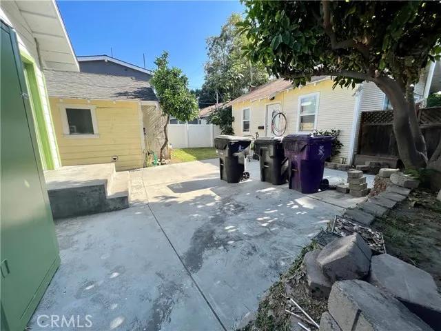 5649 Olive Avenue, Long Beach Ca 90805 | Detached 22