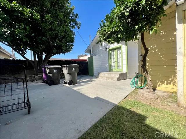 5649 Olive Avenue, Long Beach Ca 90805 | Detached 23