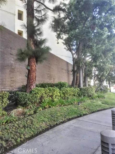 321 S San Vicente Boulevard # 207, Los Angeles Ca 90048 | All Other Attached 56