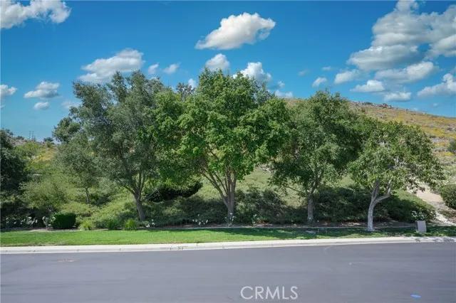 23405 Bishop Road, Murrieta Ca 92562 | Detached 37