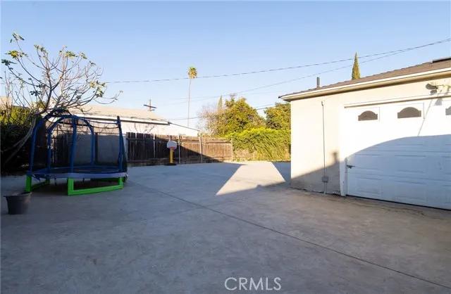 512 S Pearl Avenue, Compton Ca 90221 | Detached 26