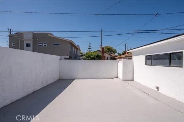 2734 Armour Lane, Redondo Beach Ca 90278 | Detached 37