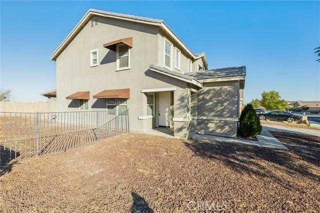 44035 Moccasin Place, Lancaster Ca 93536 | Detached 41