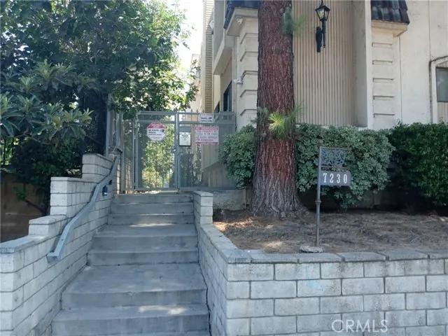 7230 Kelvin Avenue # 8, Winnetka Ca 91306 | Townhouse 0