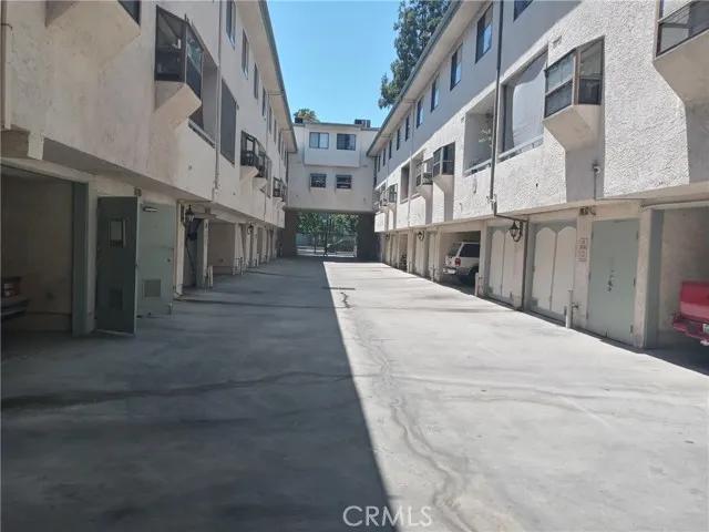 7230 Kelvin Avenue # 8, Winnetka Ca 91306 | Townhouse 48