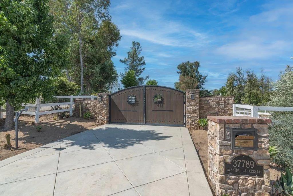 37789 Avenida La Cresta, Murrieta Ca 92562 | Detached 17