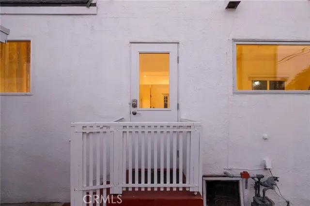 6820 Clinton Street, Los Angeles Ca 90036 | Detached 36