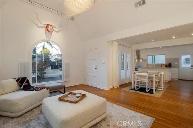 6820 Clinton Street, Los Angeles Ca 90036 | Detached 13