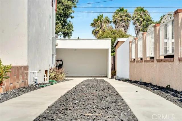 5814 7th Avenue, Los Angeles Ca 90043 | Detached 32