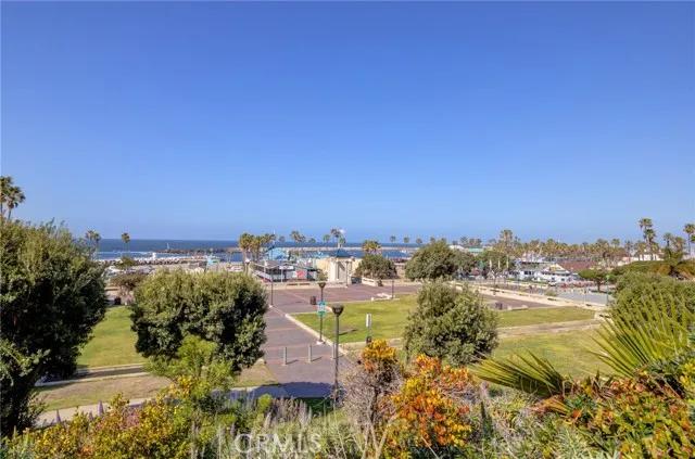 250 The Vlg # 204, Redondo Beach Ca 90277 | Detached 35