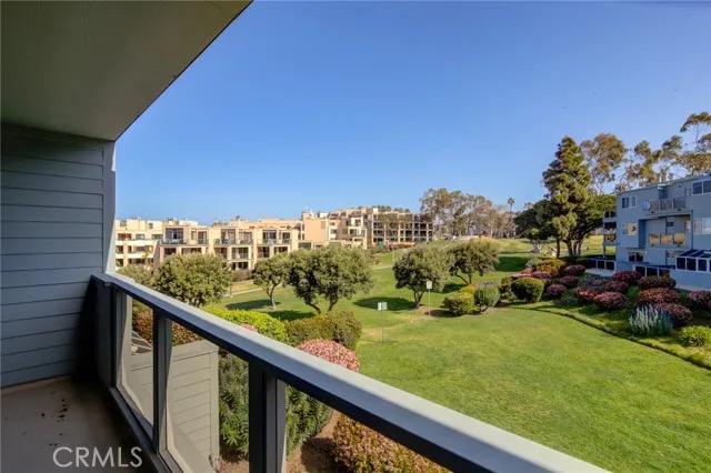 250 The Vlg # 204, Redondo Beach Ca 90277 | Detached 33