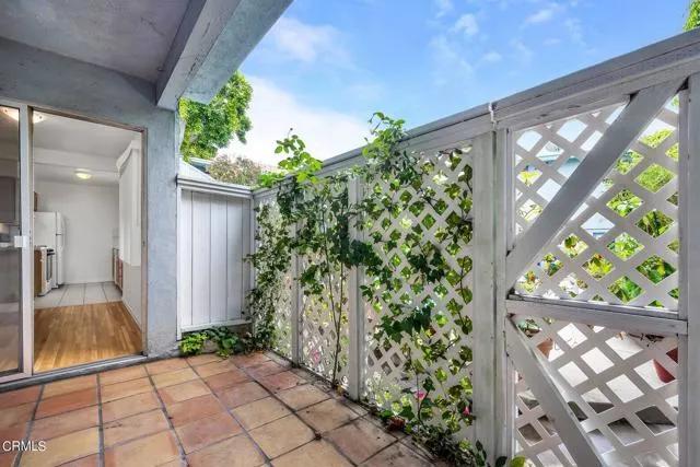 11511 Moorpark # 1, North Hollywood Ca 91602 | All Other Attached 9