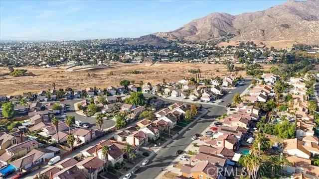 23599 Parkland Avenue, Moreno Valley Ca 92557 | Detached 51