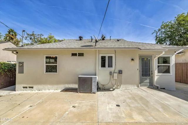 5119 Canoga Avenue, Woodland Hills Ca 91364 | Detached 21