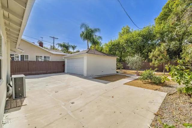 5119 Canoga Avenue, Woodland Hills Ca 91364 | Detached 25