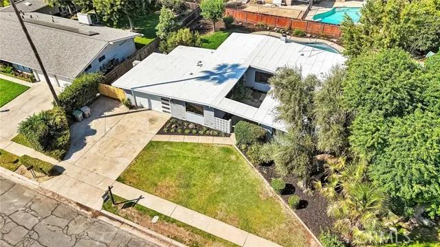 6061 N Winchester Avenue, Fresno Ca 93704 | Detached 36