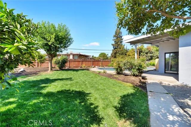 6061 N Winchester Avenue, Fresno Ca 93704 | Detached 34