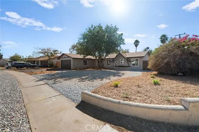 19315 Easton Street, Rialto Ca 92376 | Detached 3